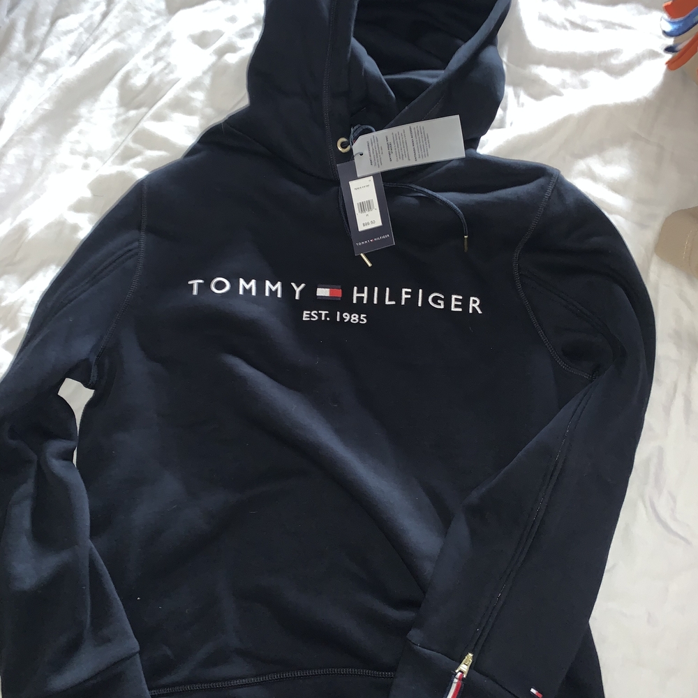 Women's Size M Tommy Hilfiger Dark Blue Sweatshirt